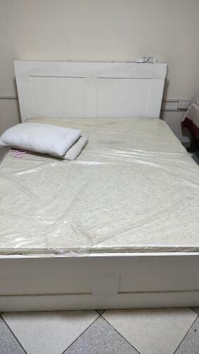 bedset mattress dining table chair