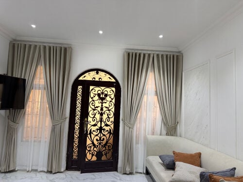Curtain
